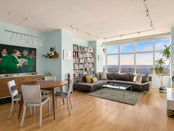 2nd image of 3 Lincoln Center Plz #59F