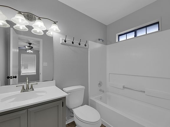 5th image of 2020 Villa Linda Ave APT 3