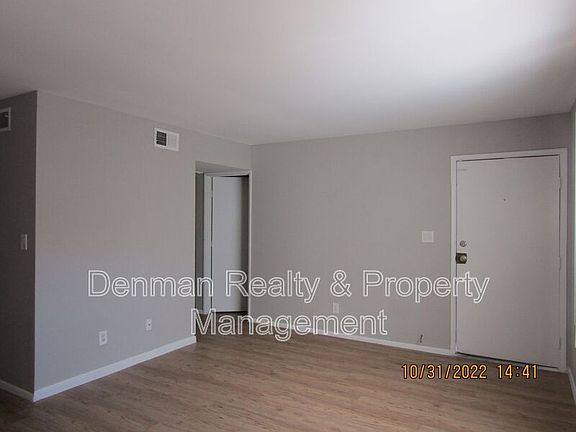 2nd image of 260 W 8th Ave Building 9-117