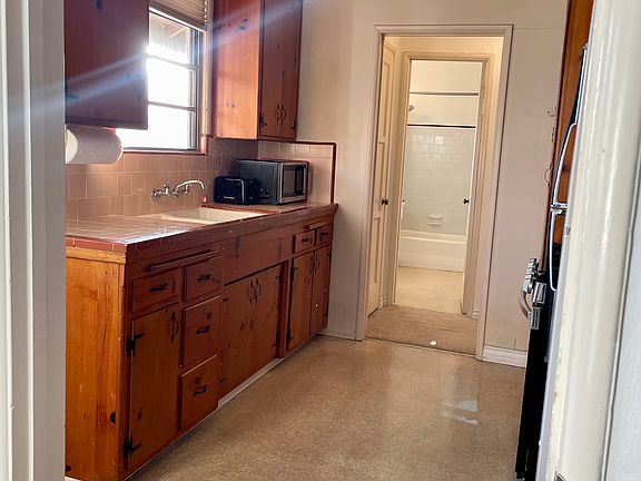 5th image of 2040 1/2 Verdugo Blvd