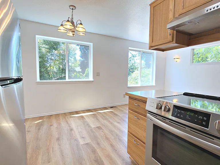 8807 N Tyndall Ave — Photo 40
