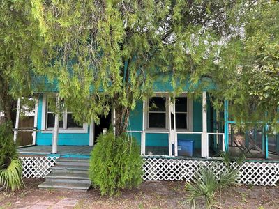 237 12th St, Apalachicola, FL, 32320