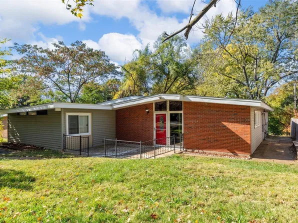 6935 Midwood Ave, Hazelwood, MO 63042