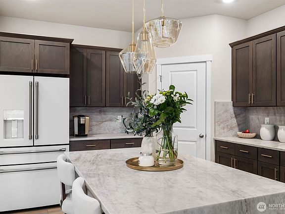 3rd image of 507 186th PL SW