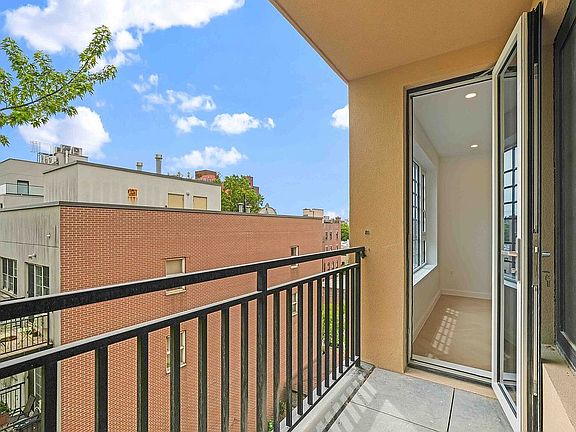 3rd image of 90 Herbert St #3-B