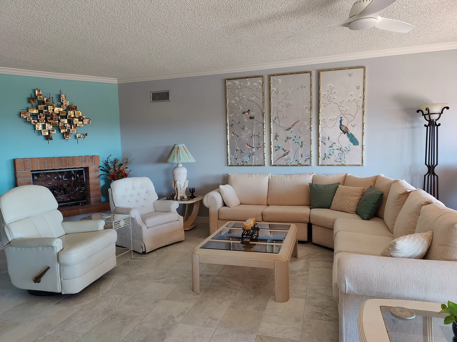 2 bed, 2050 sqft, $4,000 — Photo 4