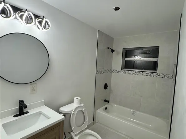 929 SW 10th Avenue, Delray Beach, FL 33444