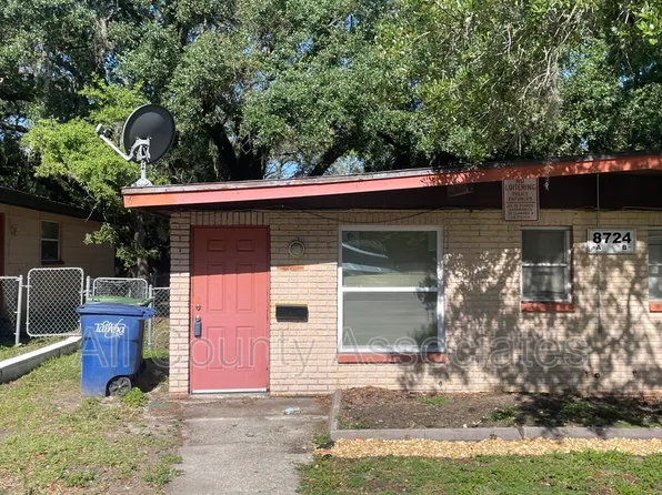 8722 N 48th St #A, Tampa, FL 33617