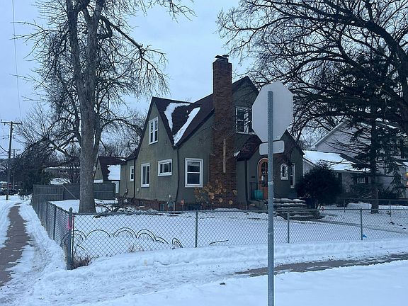 3rd image of 4301 Zane Ave N