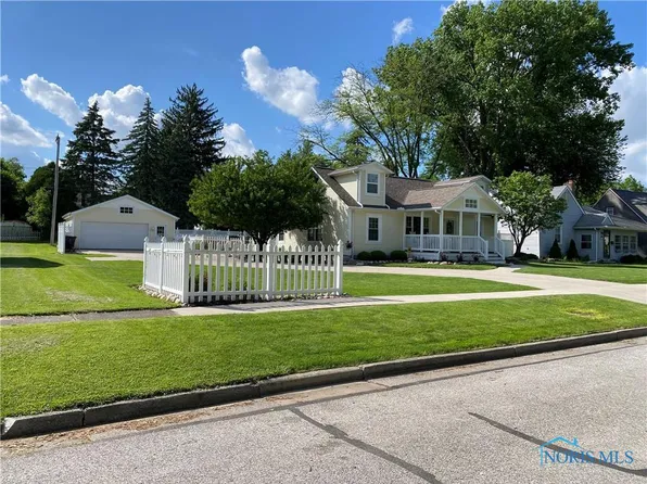 1022 Washington Ave, Defiance, OH 43512