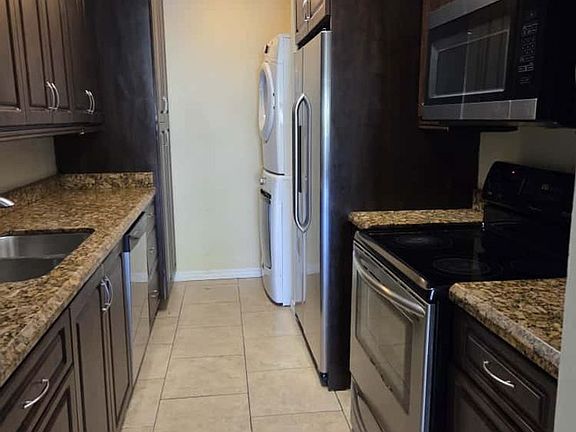 3rd image of 4086 NW 88th Ave APT 504