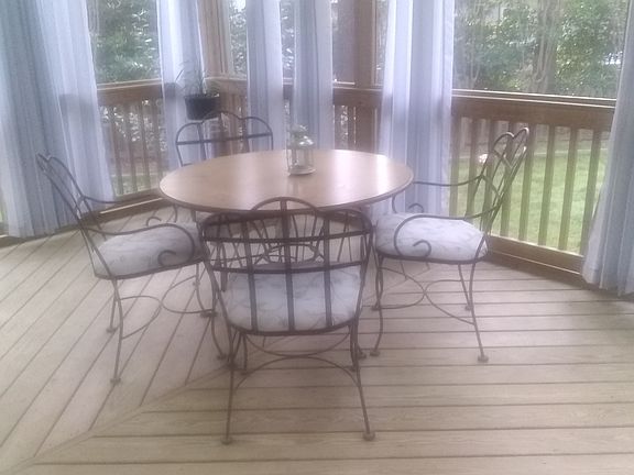 5th image of 102 Pennsbury Ct