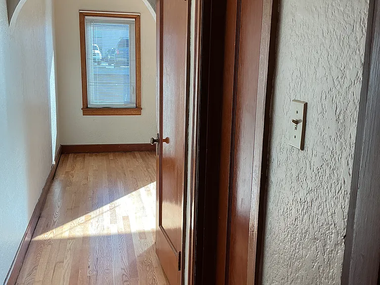 256 Burwell St #301 — Photo 3