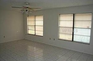 4th image of 5057 Barrington Cir