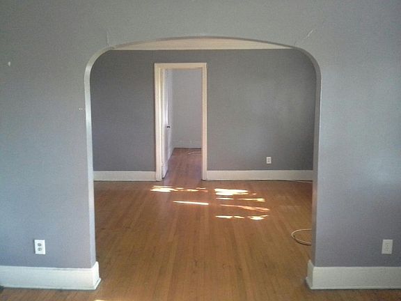 4th image of 40 102nd St APT 9