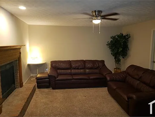 2632 Abbotts Glen Dr NW — Photo 21