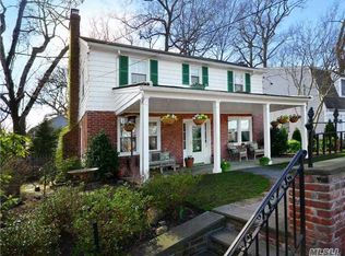 114 Mackey Ave, Port Washington, NY 11050