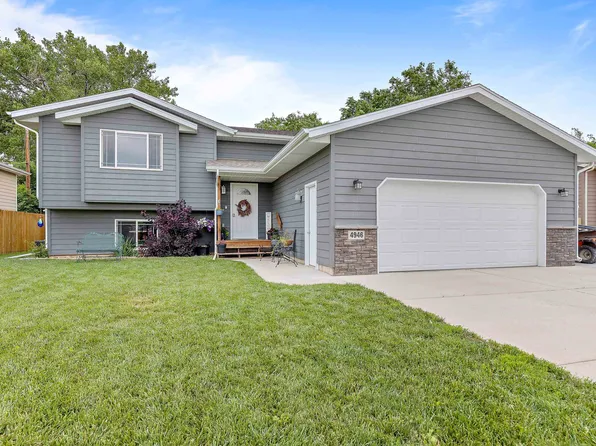 4946 Savannah St, Rapid City, SD 57703