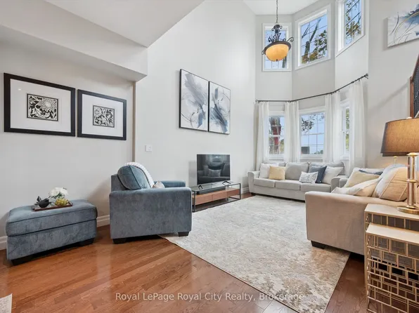 12 Glasgow St S Unit 6, Guelph, ON N1H 4T5