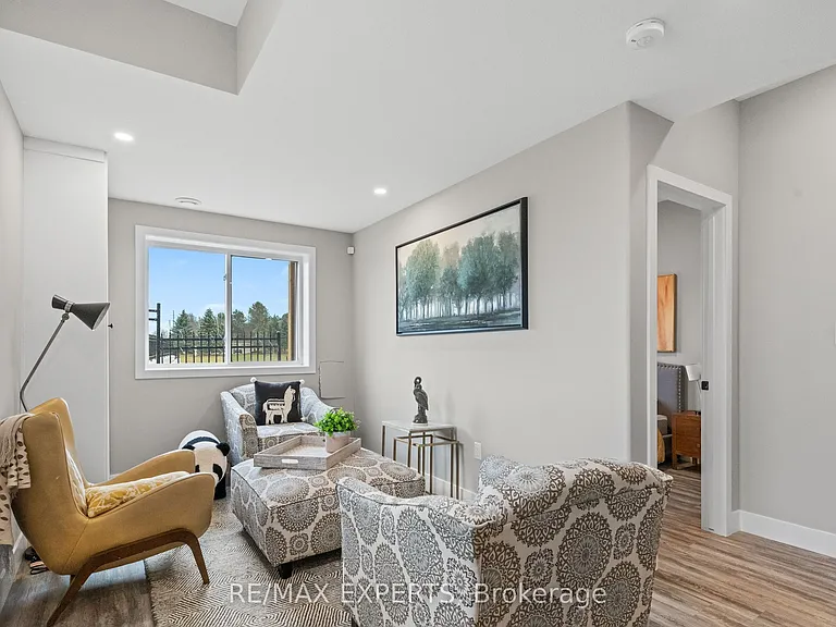 3557 Colonel Talbot Rd #1 — Photo 30