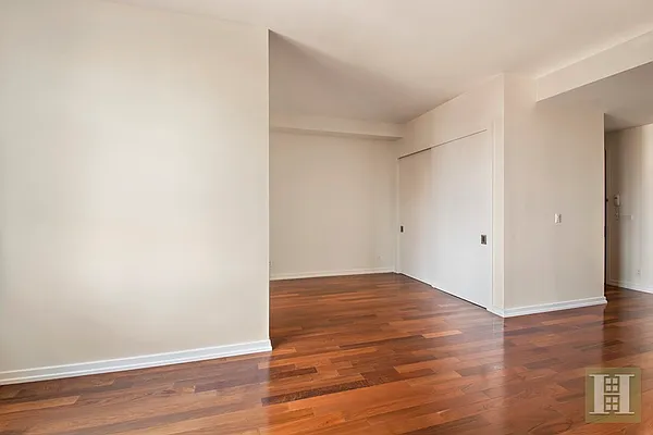 Rented by Halstead Real Estate | media 16