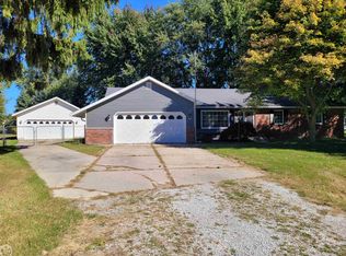 4602 Huntington Dr, Port Huron, MI 48060