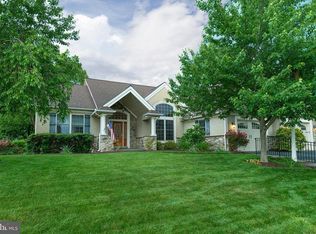 137 Broadstone St, Lancaster, PA 17603