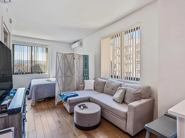 8722 51st Ave APT 4H, Flushing, NY 11373