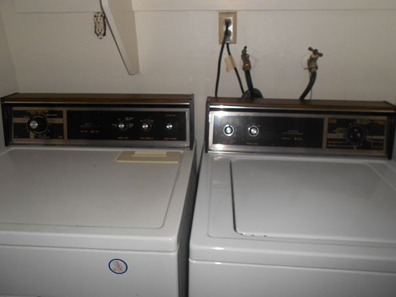 5th image of 1430 Hialeah Dr APT D