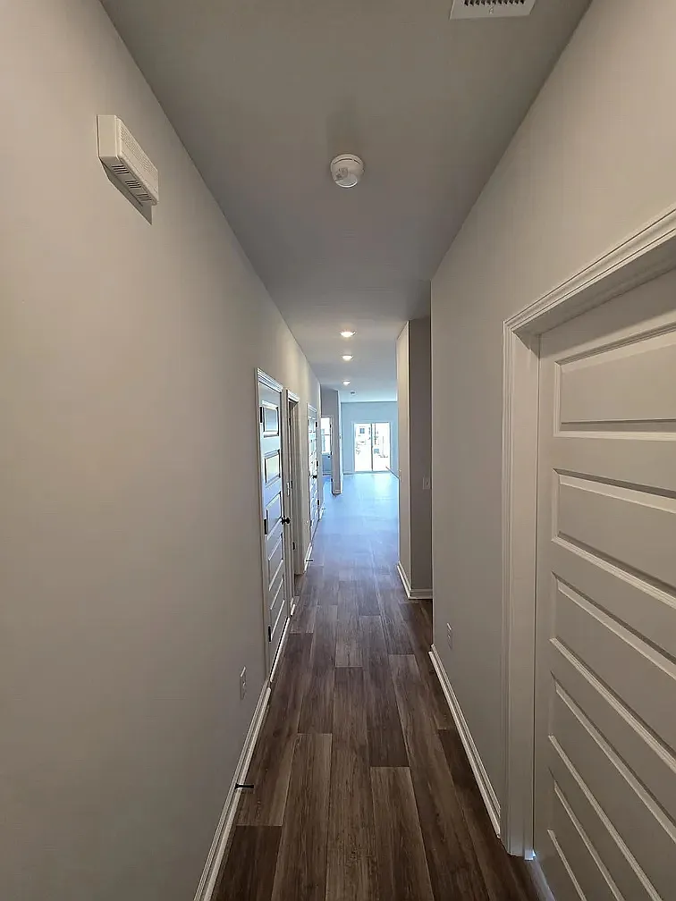 3 bed, 1556 sqft, $1,850 — Photo 2