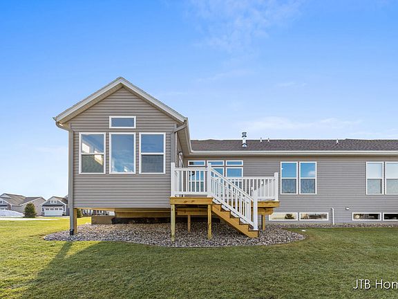 4th image of 7603 Brook Villa Ct #17