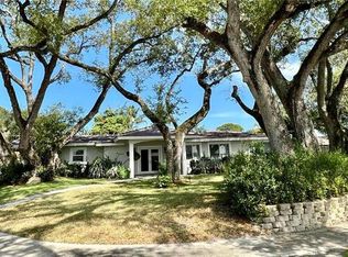 88 SW 10th Dr, Boca Raton, FL 33486