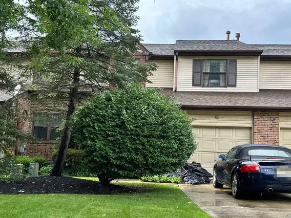 51 Greensward Ln, Cherry Hill, NJ 08002