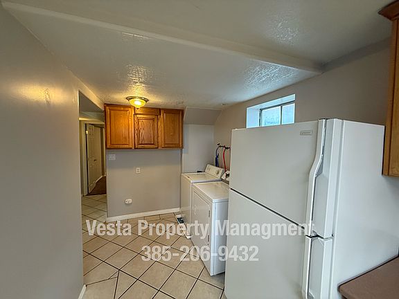 4th image of 4077 S Liberty Ave #4
