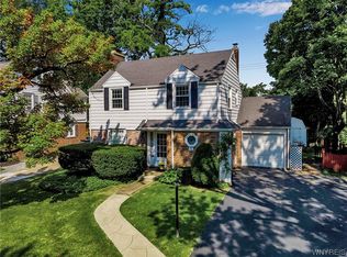 64 Danbury Ln, Buffalo, NY 14217