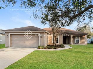 165 Winston Manor Cir, Seffner, FL 33584