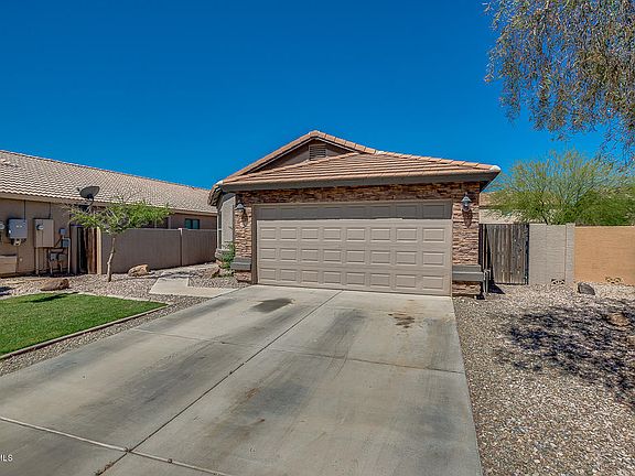 3rd image of 41708 N Maple Ln