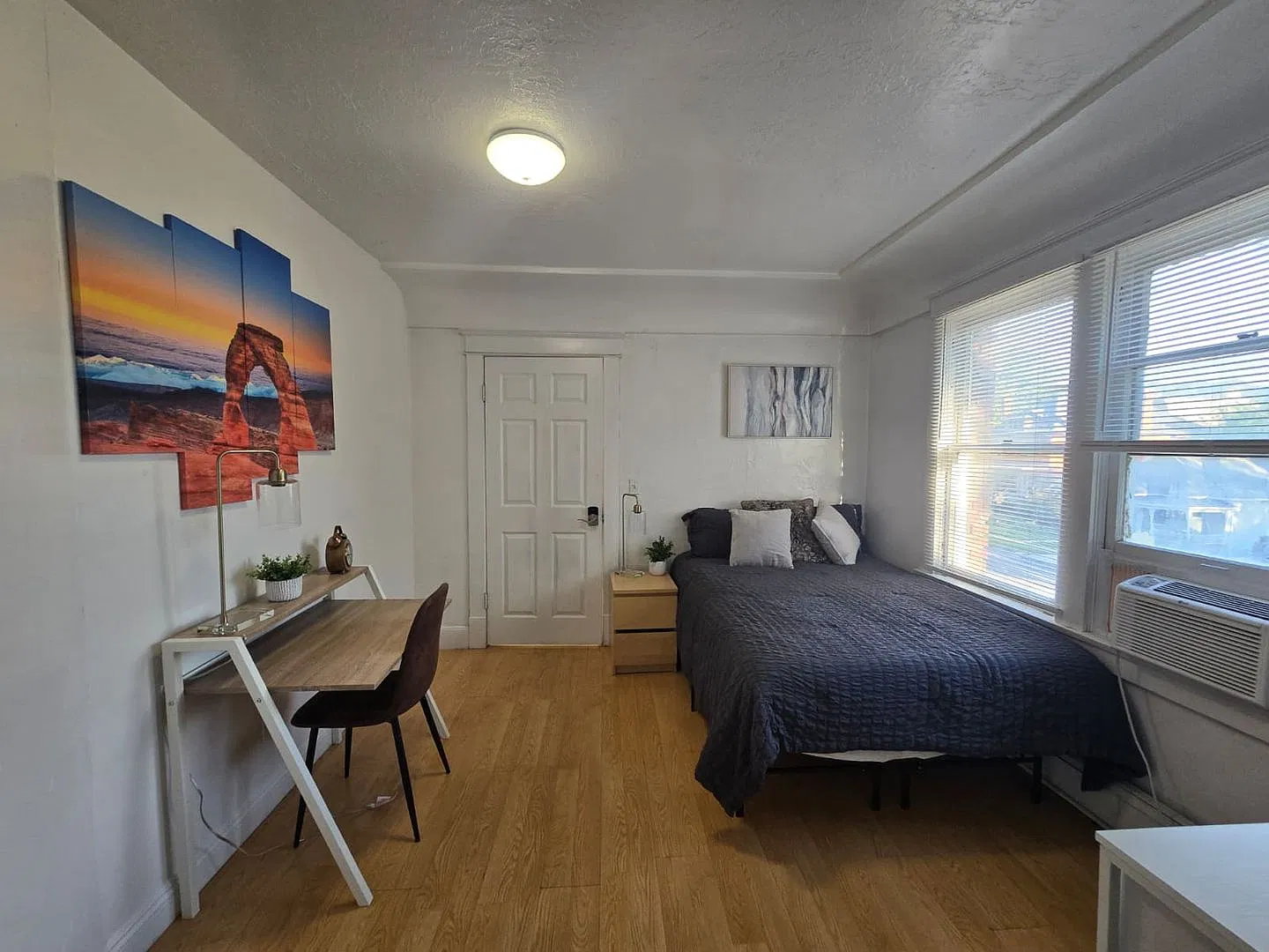 Avenue Commons LLC — Photo 4