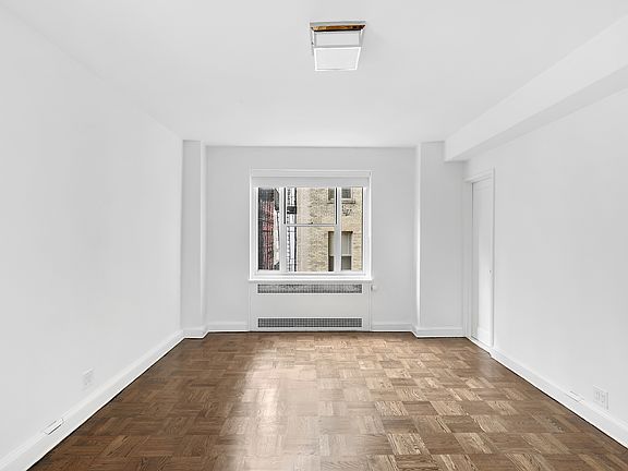 4th image of 945 5th Ave APT 5D