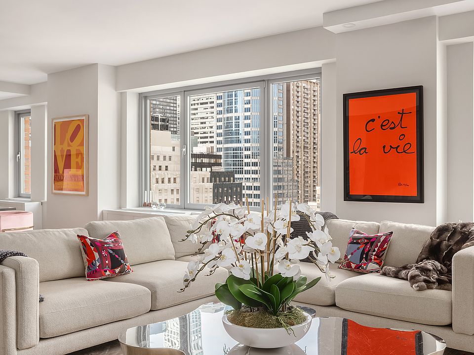 1st image of 200 E 62nd St APT 14E