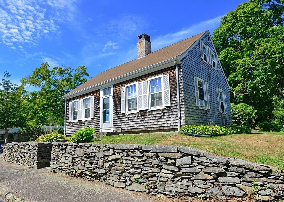185 S Walker St, Taunton, MA 02780 Zillow