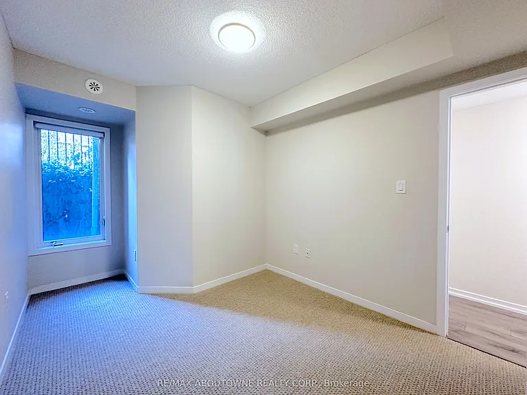35 Valley Woods Rd #513 — Photo 15