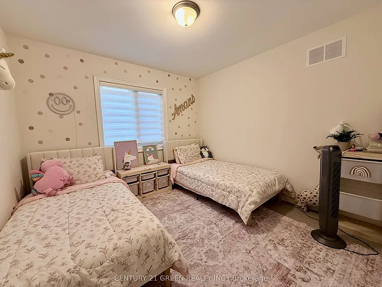 37 Prairie Creek Cres — Photo 14