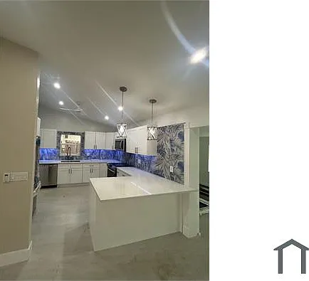 1623 SW 4th Ct