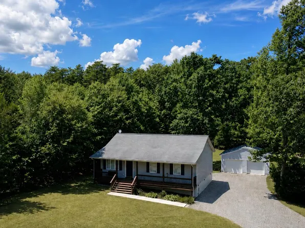 519 Tall Pines Dr, Mineral, VA 23117