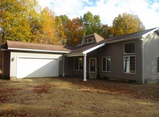 87 Tucker Rd, West Brookfield, MA 01585