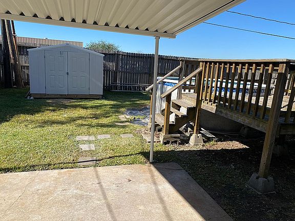 4th image of 3440 Ash Ln