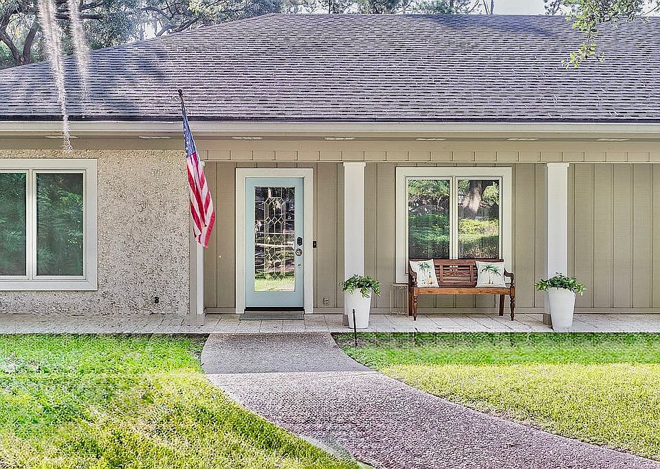 Front Door/Porch