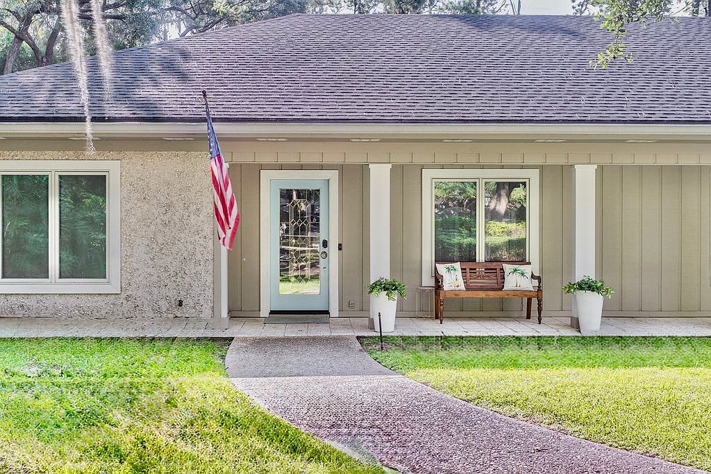 126 Shore Rush Dr - Property Image