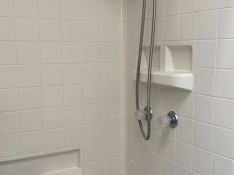 2125 Sierra Ln NE — Photo 25